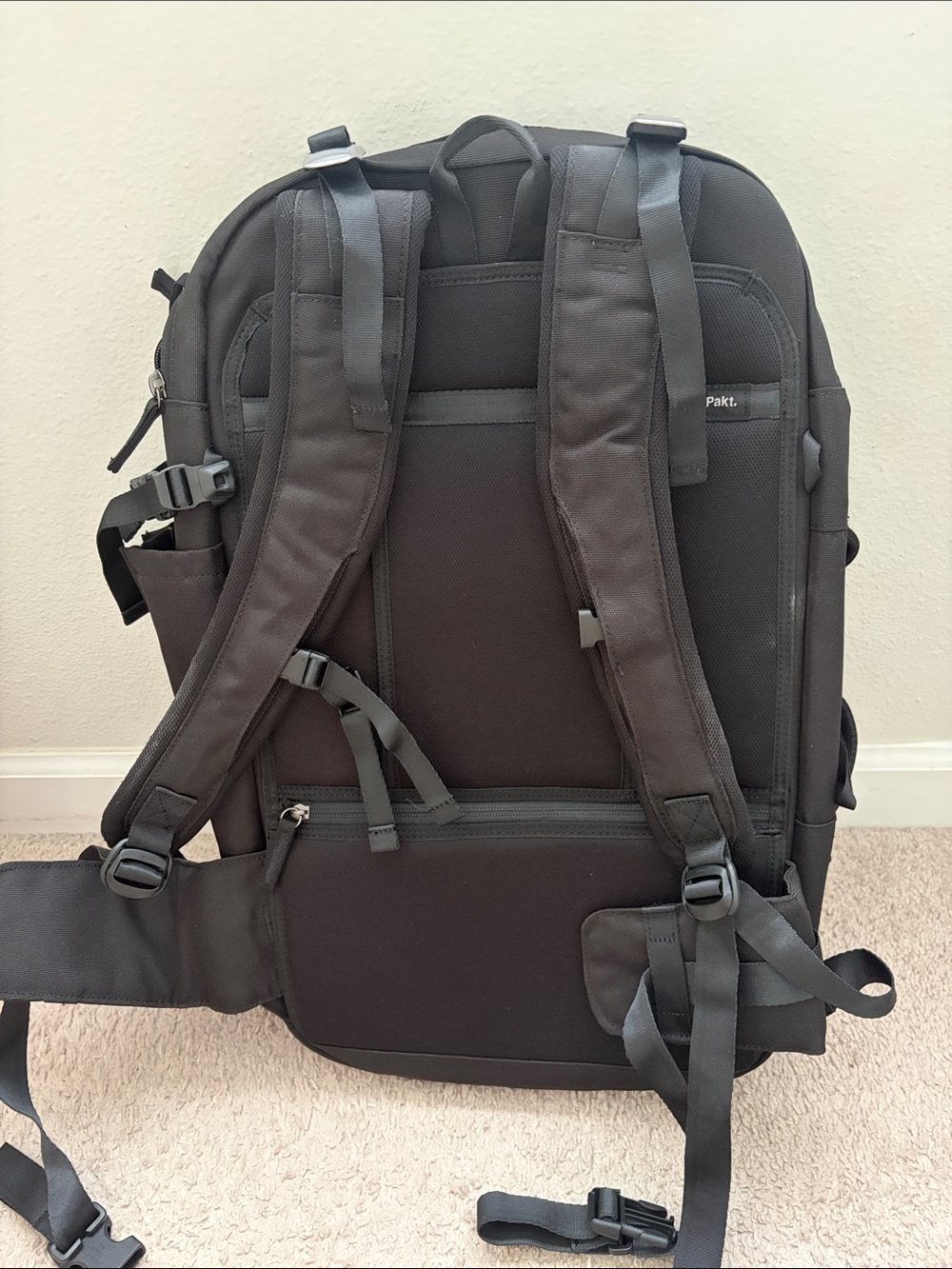 Pakt x Chase Reeves backpack - Picture 2 of 3